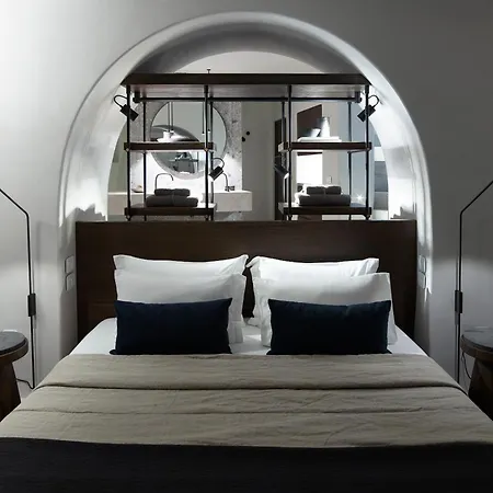 Vora Imerovigli (Santorini)