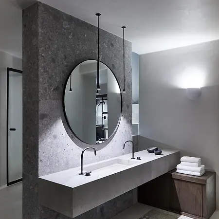 Vora Imerovigli (Santorini)