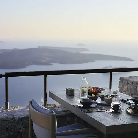 Guest house Vora Imerovigli (Santorini)