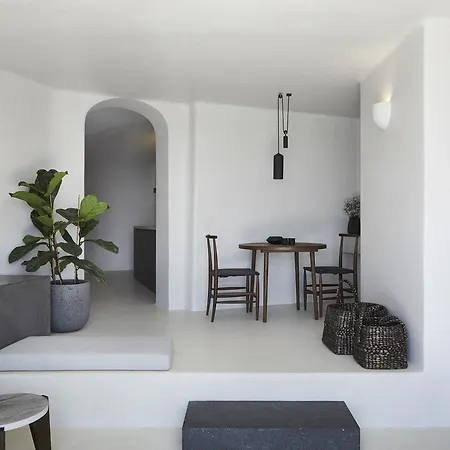 Vora 4* Imerovigli (Santorini)