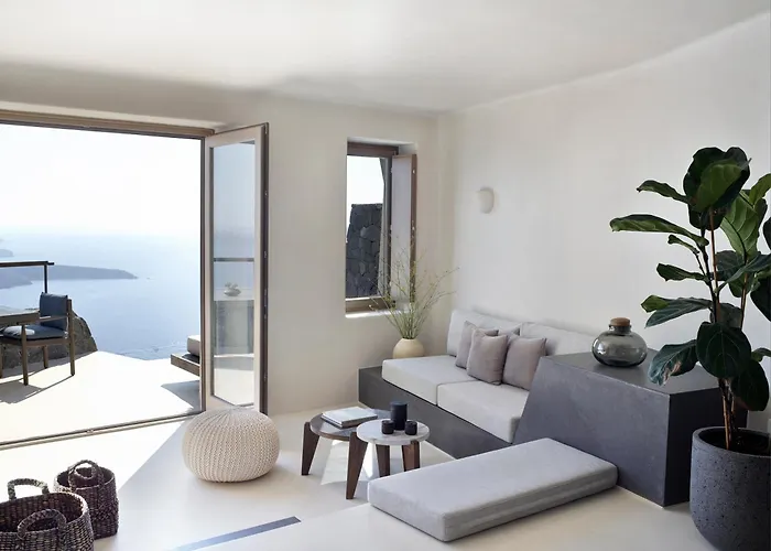 Vora Imerovigli (Santorini)