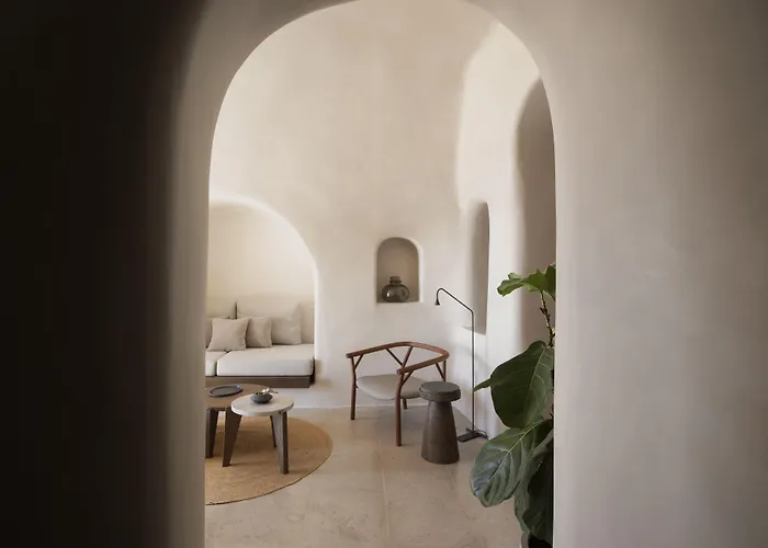 Guest house Vora Imerovigli (Santorini)