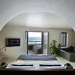 Vora 4*