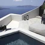 Vora 4*