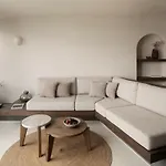 Vora Konukevi Imerovigli (Santorini)